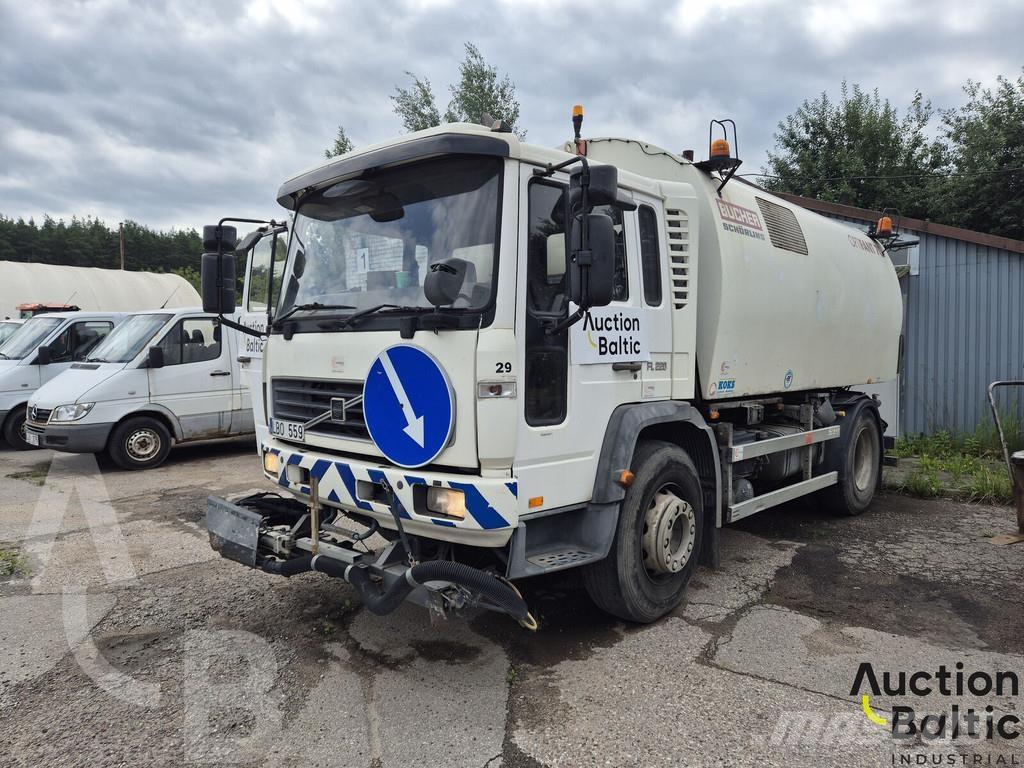Volvo FL618 Cestni pometači