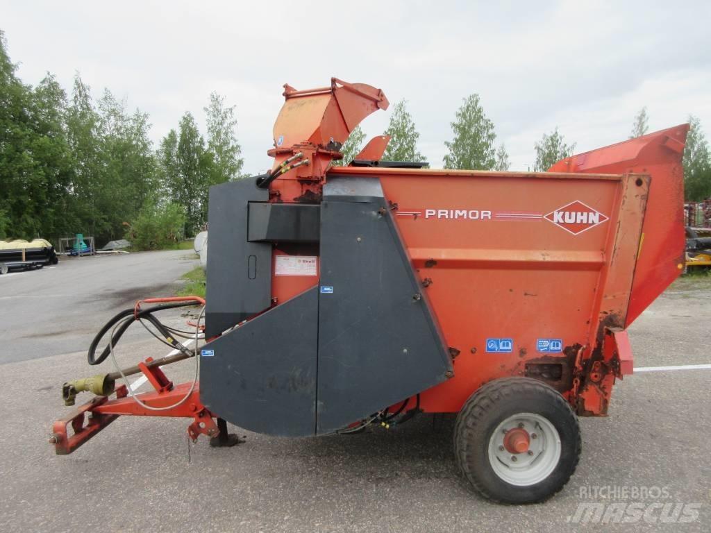 Kuhn Primor 3560 Rezač za bale, oprema za rezanje in odvijanje bal