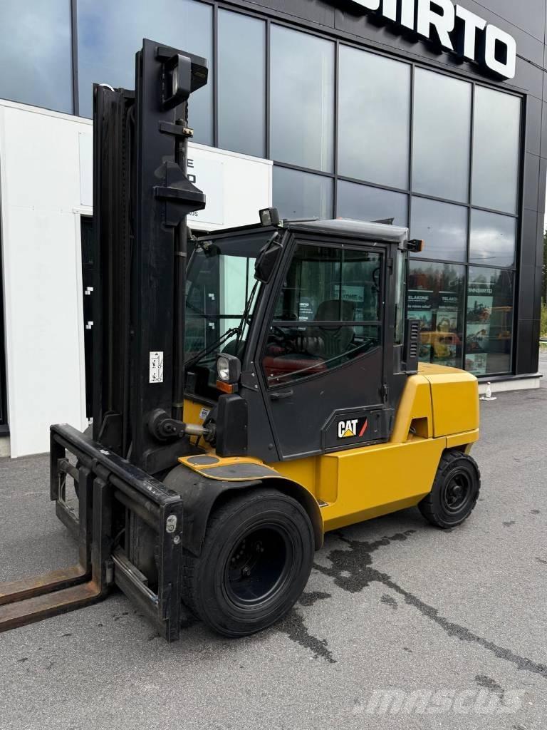 CAT DP50K2 Dizelski viličarji