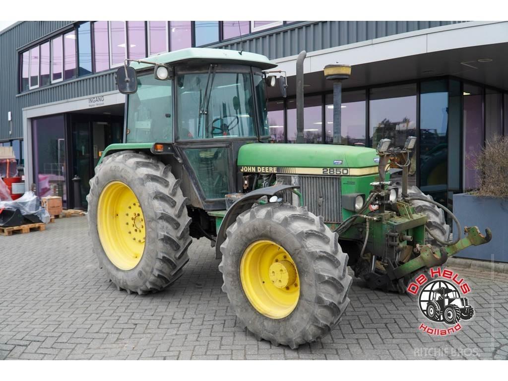 John Deere 2850 Traktorji