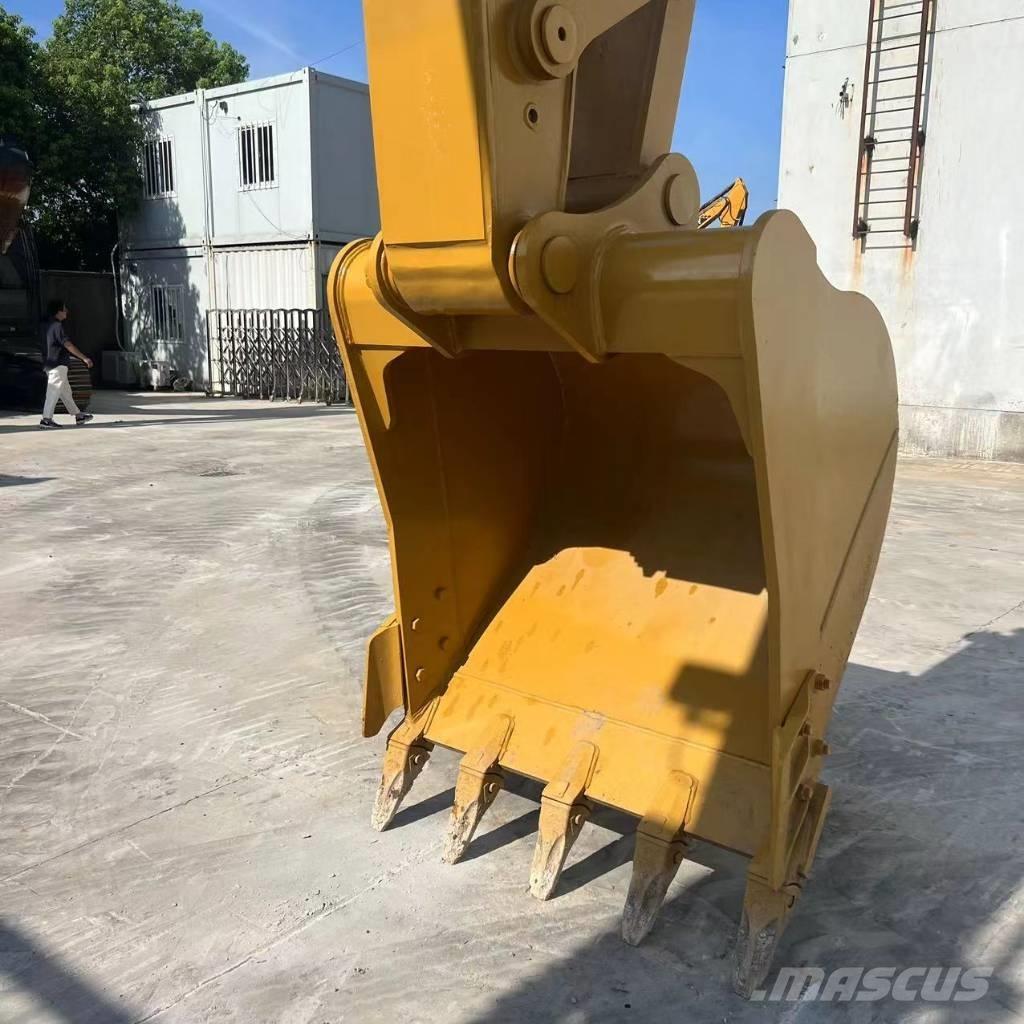 CAT 320d2 Midi bagri 7t – 12t