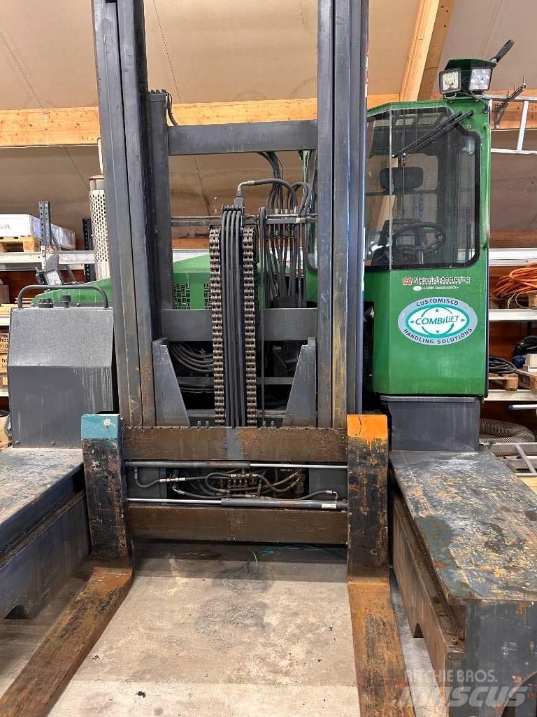 Combilift C 7000 4-Smerni viličarji