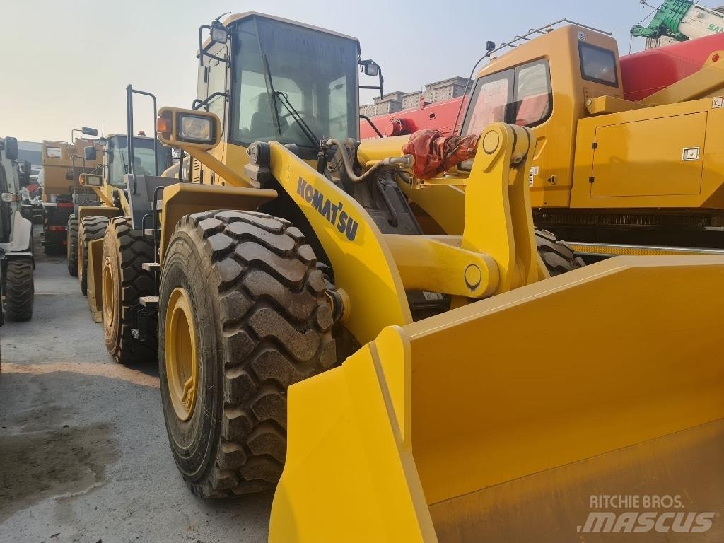 Komatsu WA 470-5 Kolesni nakladalci