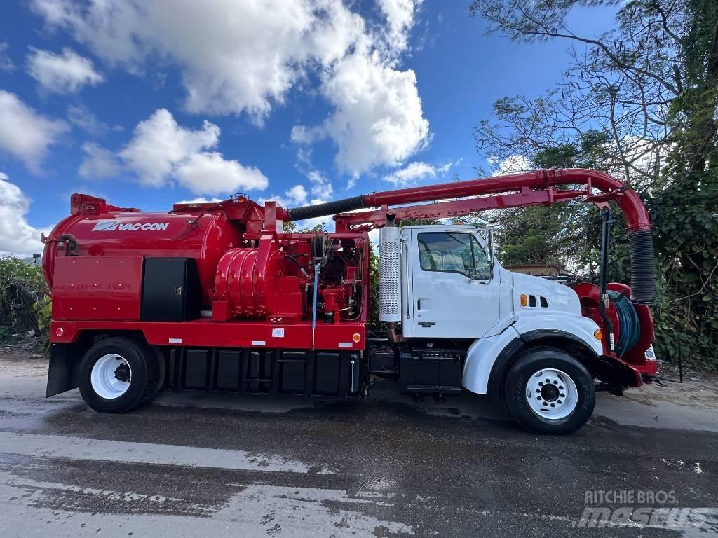 Sterling L 7500 Vakuumski tovornjaki