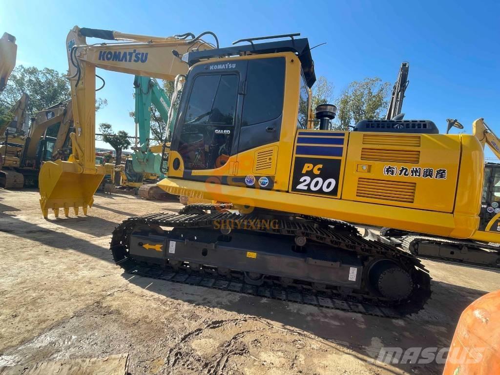 Komatsu PC 200-8 Bagri goseničarji