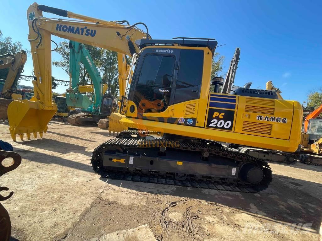 Komatsu PC 200-8 Bagri goseničarji