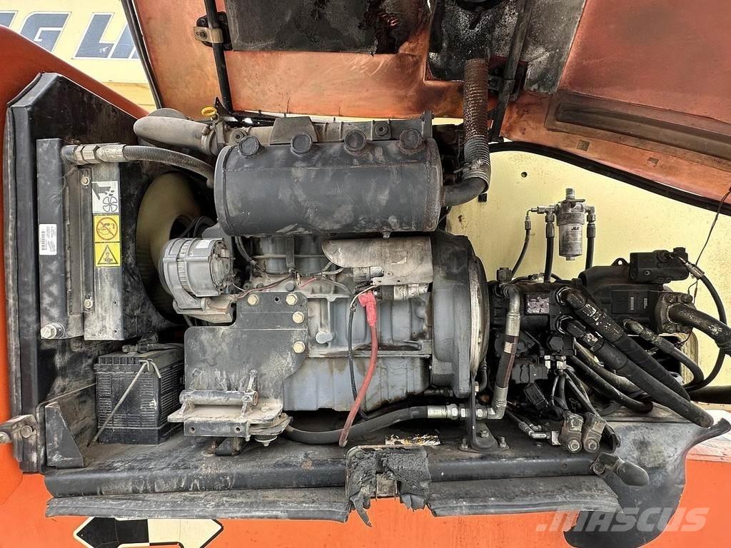 JLG 800AJ Zglobne dvižne ploščadi