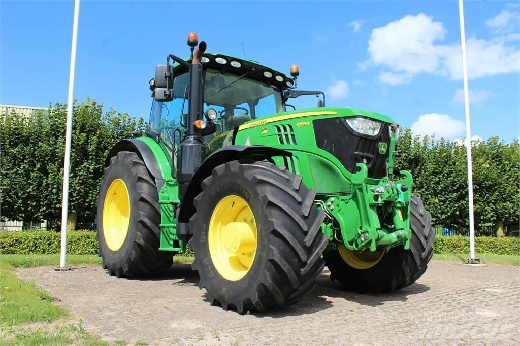 John Deere 6155R Traktorji