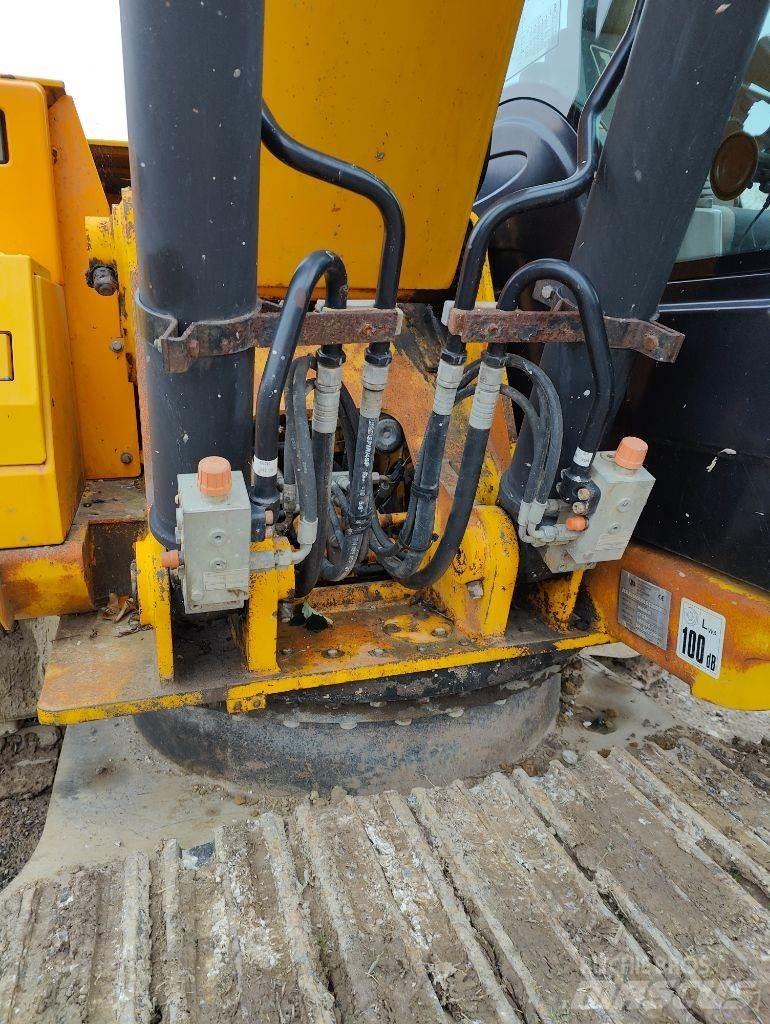 JCB JS 160 LC Bagri goseničarji
