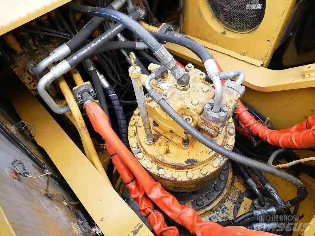 CAT 330 D Bagri goseničarji