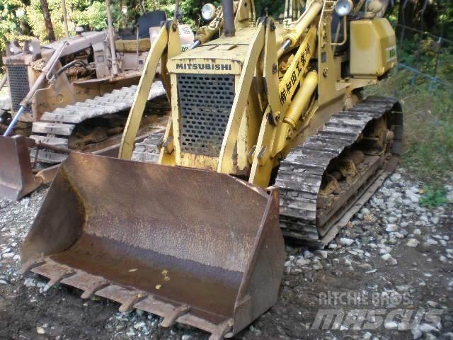 Mitsubishi BS3F Buldožerji goseničarji