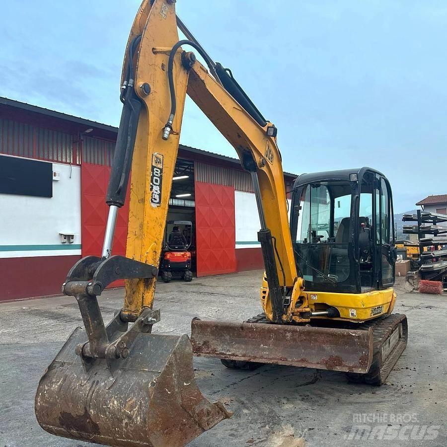 JCB 8065 Mini bagri <7t
