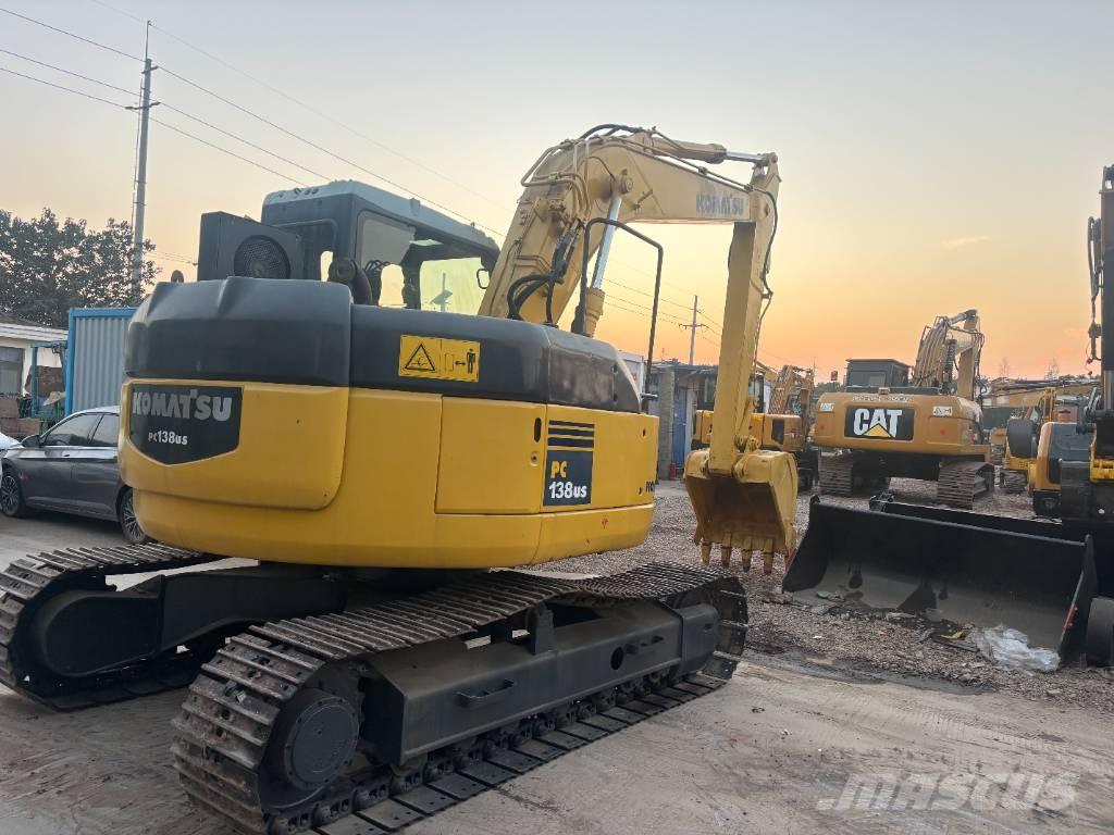 Komatsu PC 138 US Midi bagri 7t – 12t