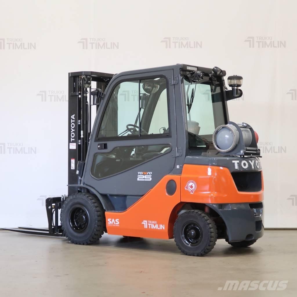 Toyota 02-8FGF25 Plinski viličarji