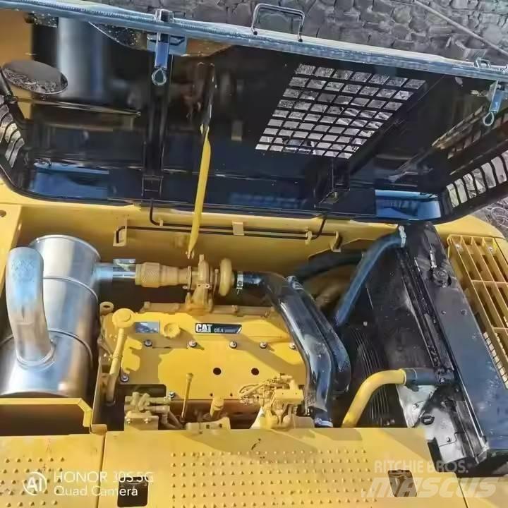 CAT 320D2 Bagri goseničarji