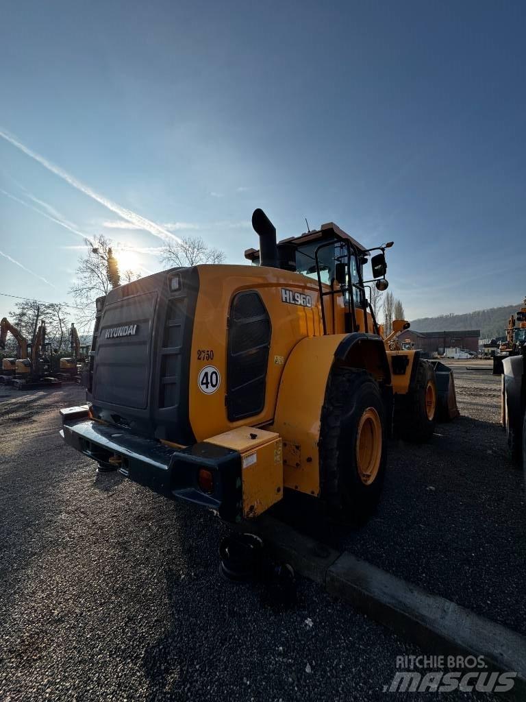 Hyundai HL 960 Kolesni nakladalci