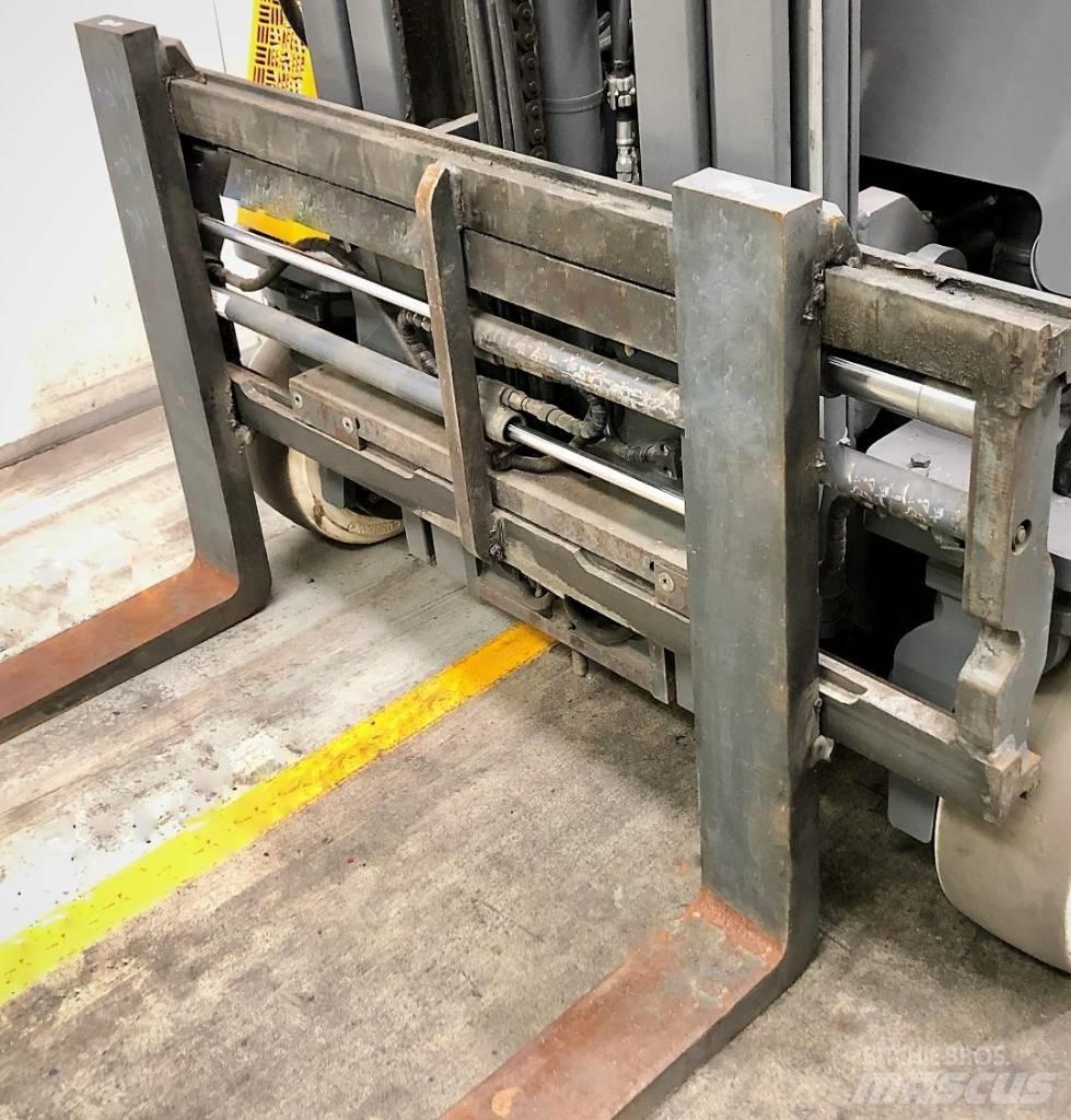 Combilift CB2500 Bočni viličari