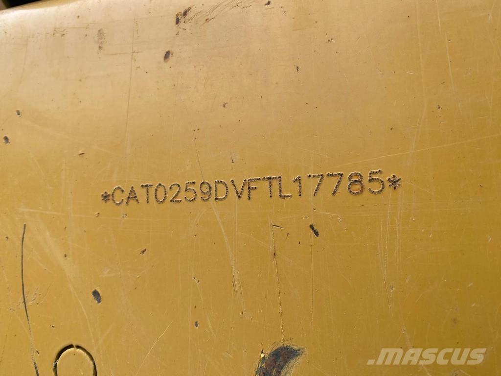 CAT 259D NVT Nakladalci goseničarji