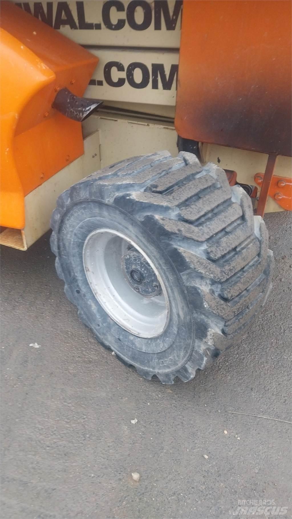 JLG 3394RT Škarjaste dvižne ploščadi