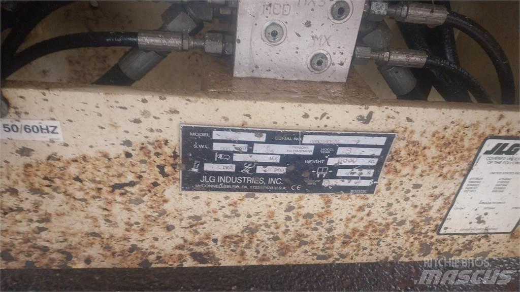 JLG 3394RT Škarjaste dvižne ploščadi
