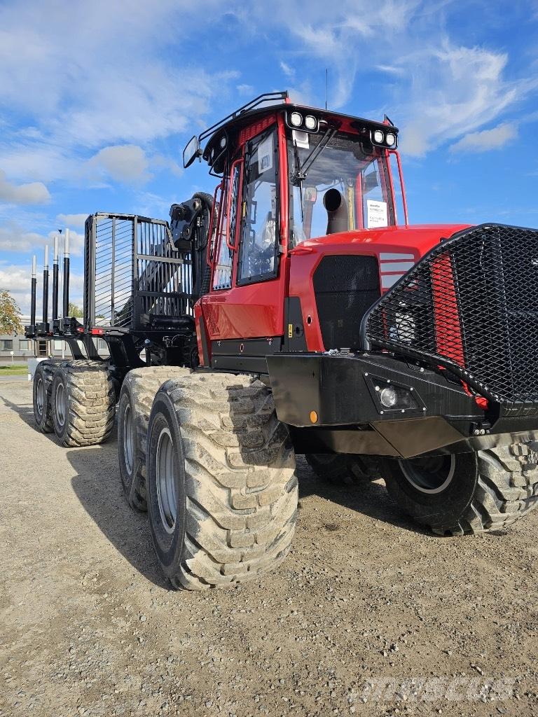 Komatsu 895 Forwarderji