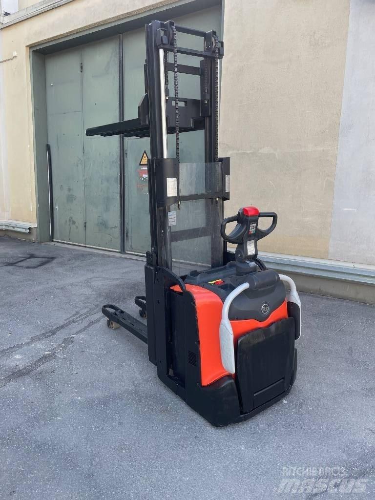 BT SPE 200 D Ročni električni viličar