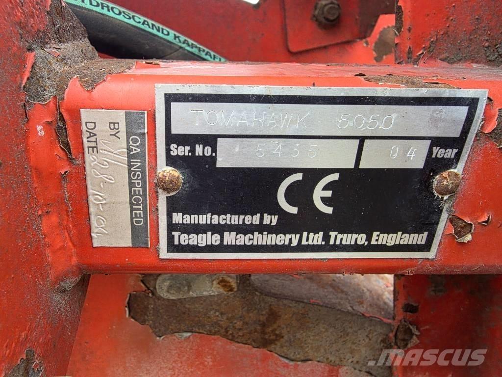 TEAGLE TOMAHAWK 5050 Rezač za bale, oprema za rezanje in odvijanje bal