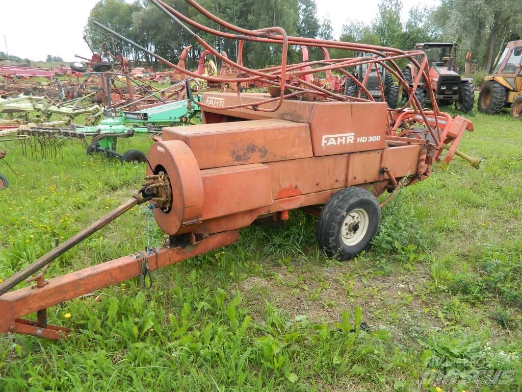 Deutz-Fahr HD300 Balirke (kvadratne bale)