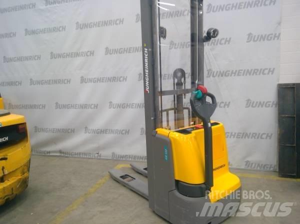 Jungheinrich EJC 112 Ročni električni viličar