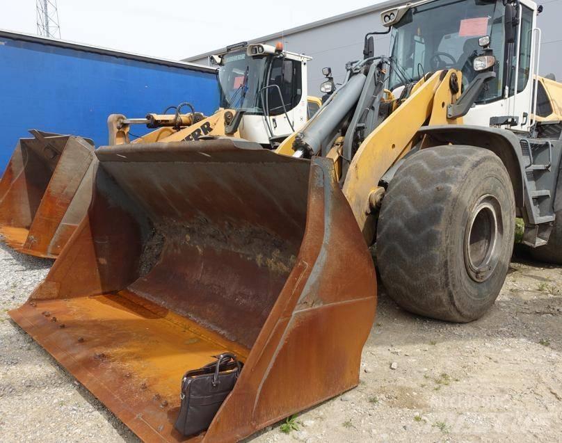 Liebherr L 566 Kolesni nakladalci
