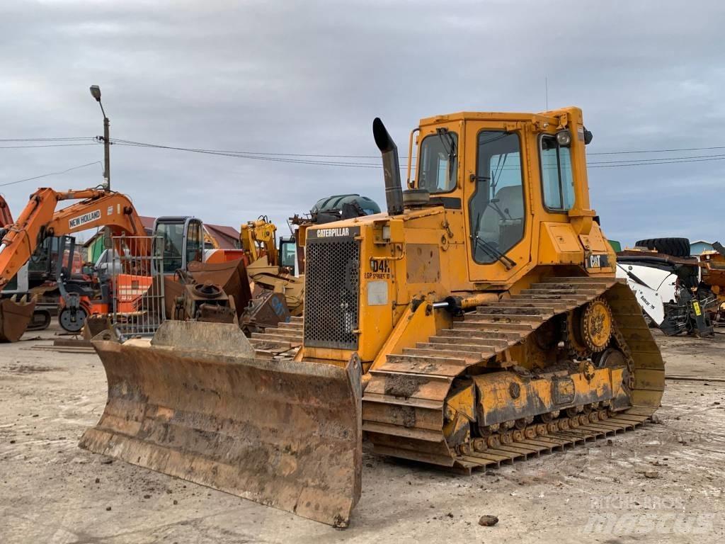 CAT D 4 H LGP II Buldožerji goseničarji