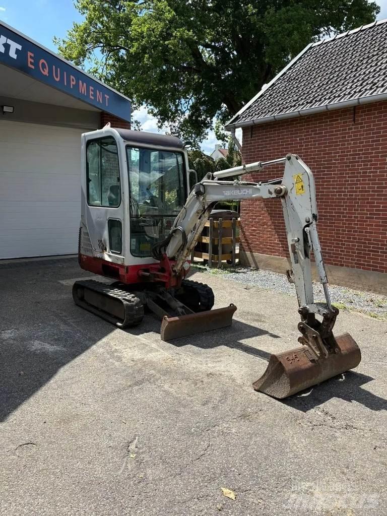 Takeuchi TB 016 Mini bagri <7t