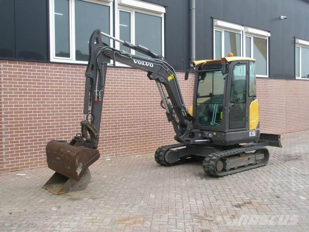 Volvo EC35D Mini bagri <7t