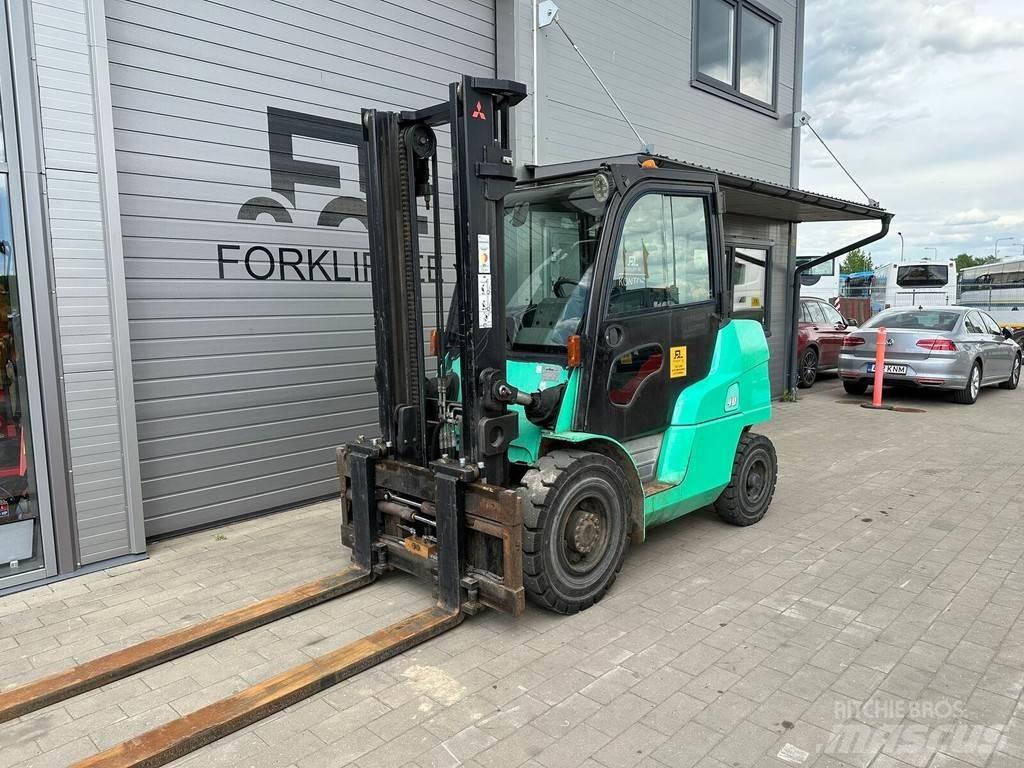 Mitsubishi FD40N Dizelski viličarji