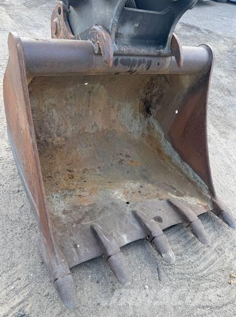 Volvo EC 220 DL Bagri goseničarji