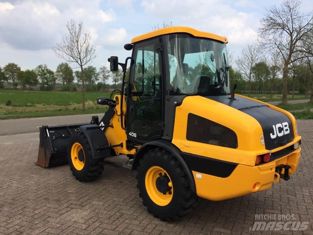 JCB 406 Kolesni nakladalci
