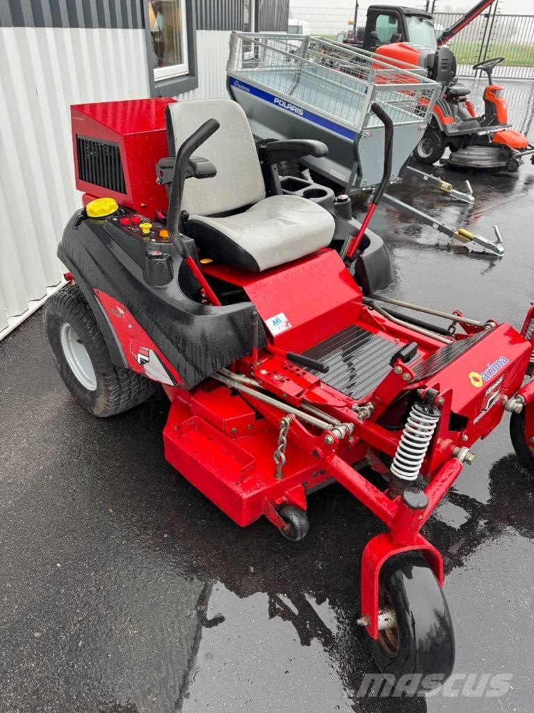 Ferris IS 2000 Z Vrtni traktor kosilnice