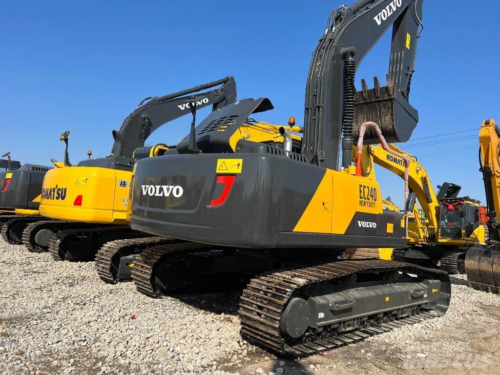 Volvo EC240DL Bagri goseničarji