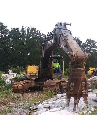 Volvo EC 330 Bagri goseničarji