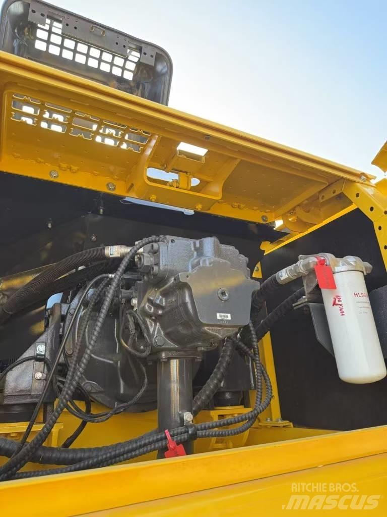 Komatsu 350LC-8 Bagri goseničarji