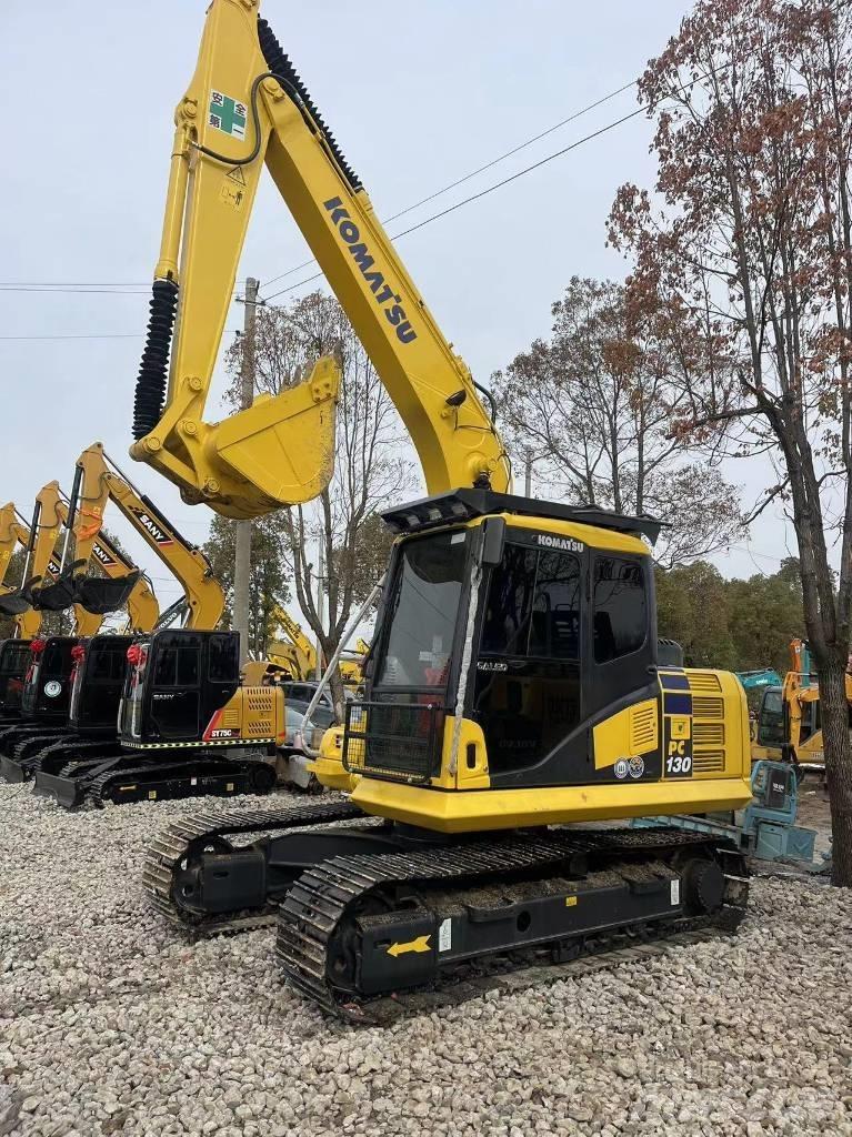 Komatsu PC 130-8 Midi bagri 7t – 12t