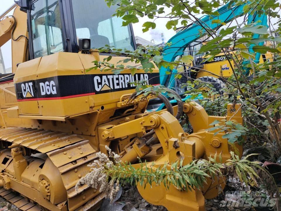 CAT D6G Buldožerji goseničarji