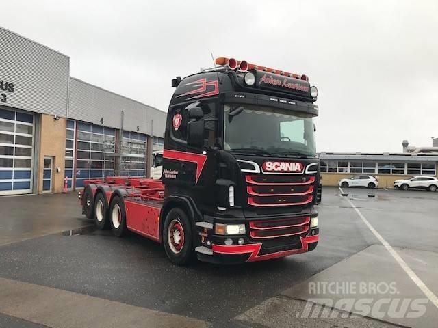Scania R 500 Razstavljivi tovornjaki z žičnimi dvigali