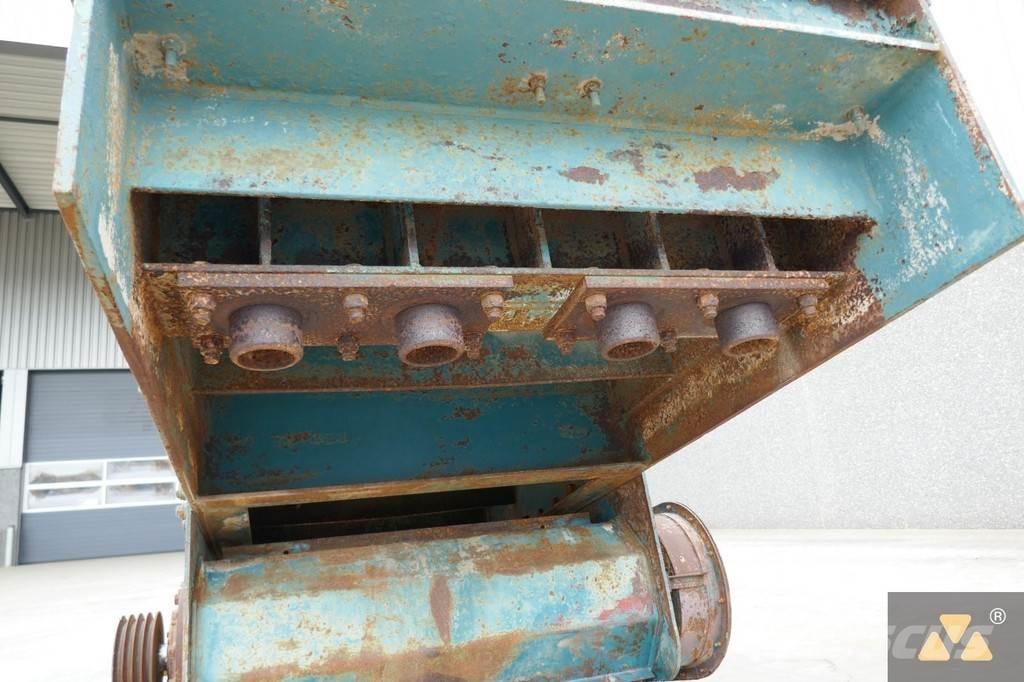 Kue-Ken Feeder Kladiva