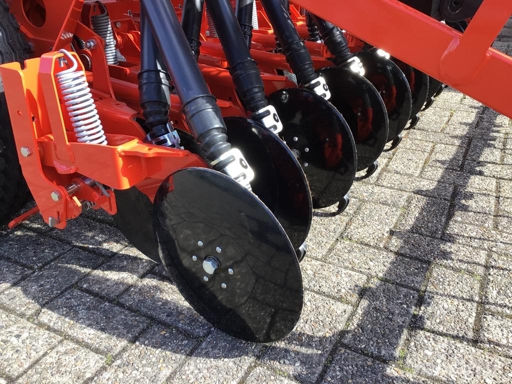 Kuhn Premia 300-24MD Sejalnice