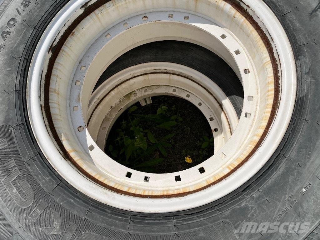 Nokian 16.9 R28 Gume, kolesa in platišča
