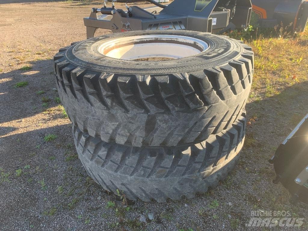 Nokian 16.9 R28 Gume, kolesa in platišča