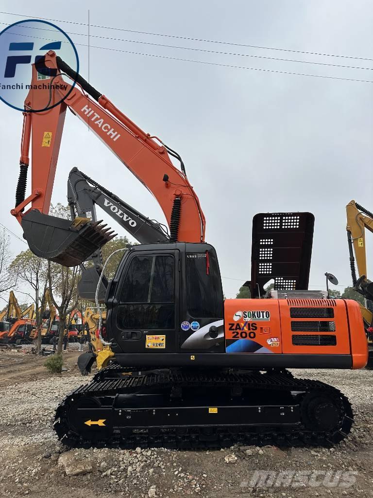 Hitachi ZX 200 Bagri goseničarji