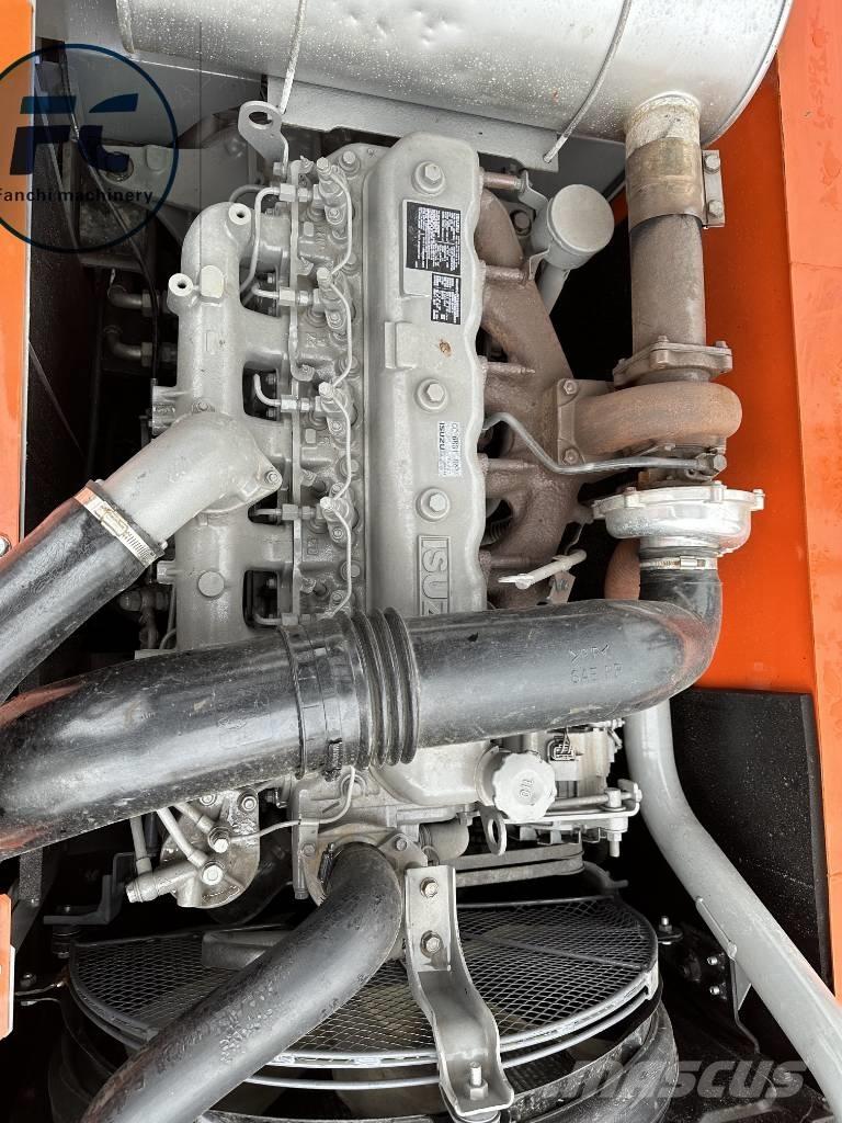 Hitachi ZX 200 Bagri goseničarji