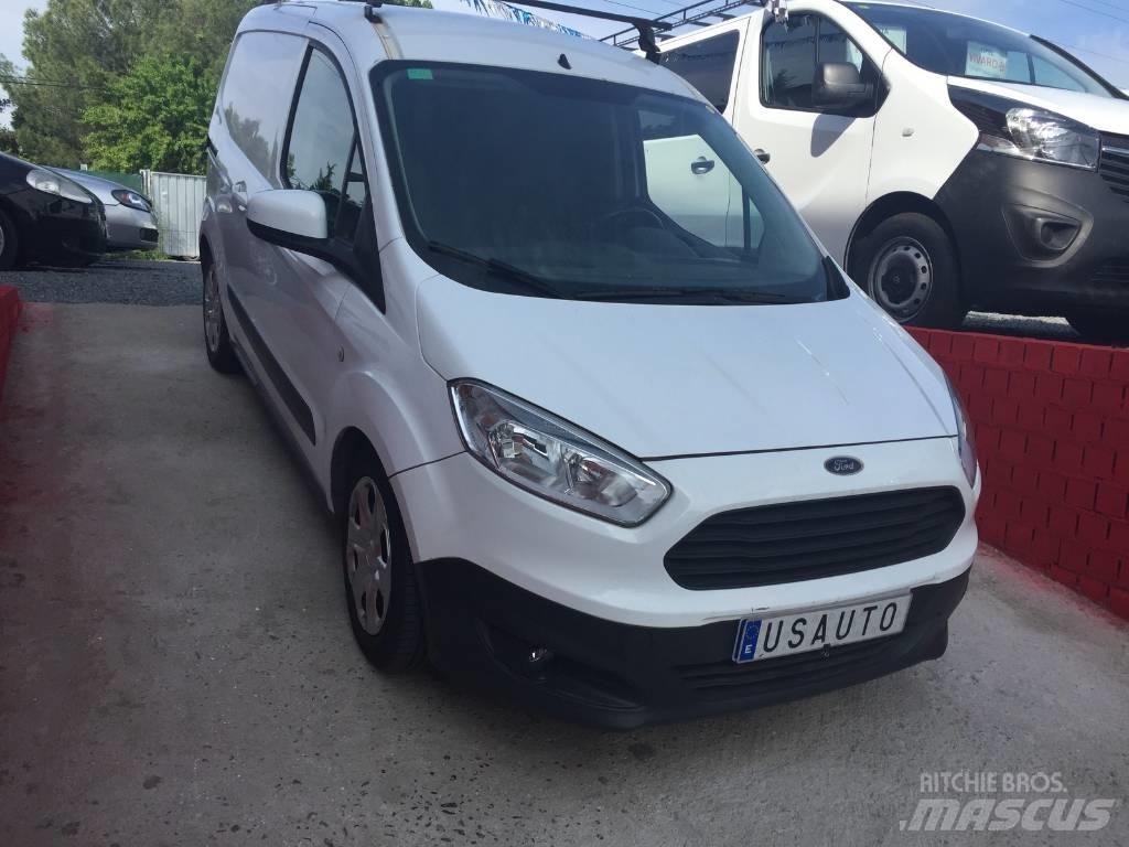 Ford Courier Zabojni kombi
